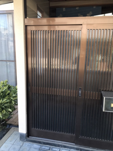 玄関ドア