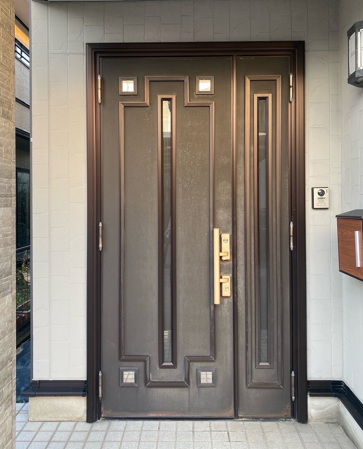 野々市市親子ドア交換Before写真