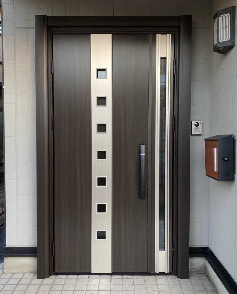 野々市市親子ドア交換After写真