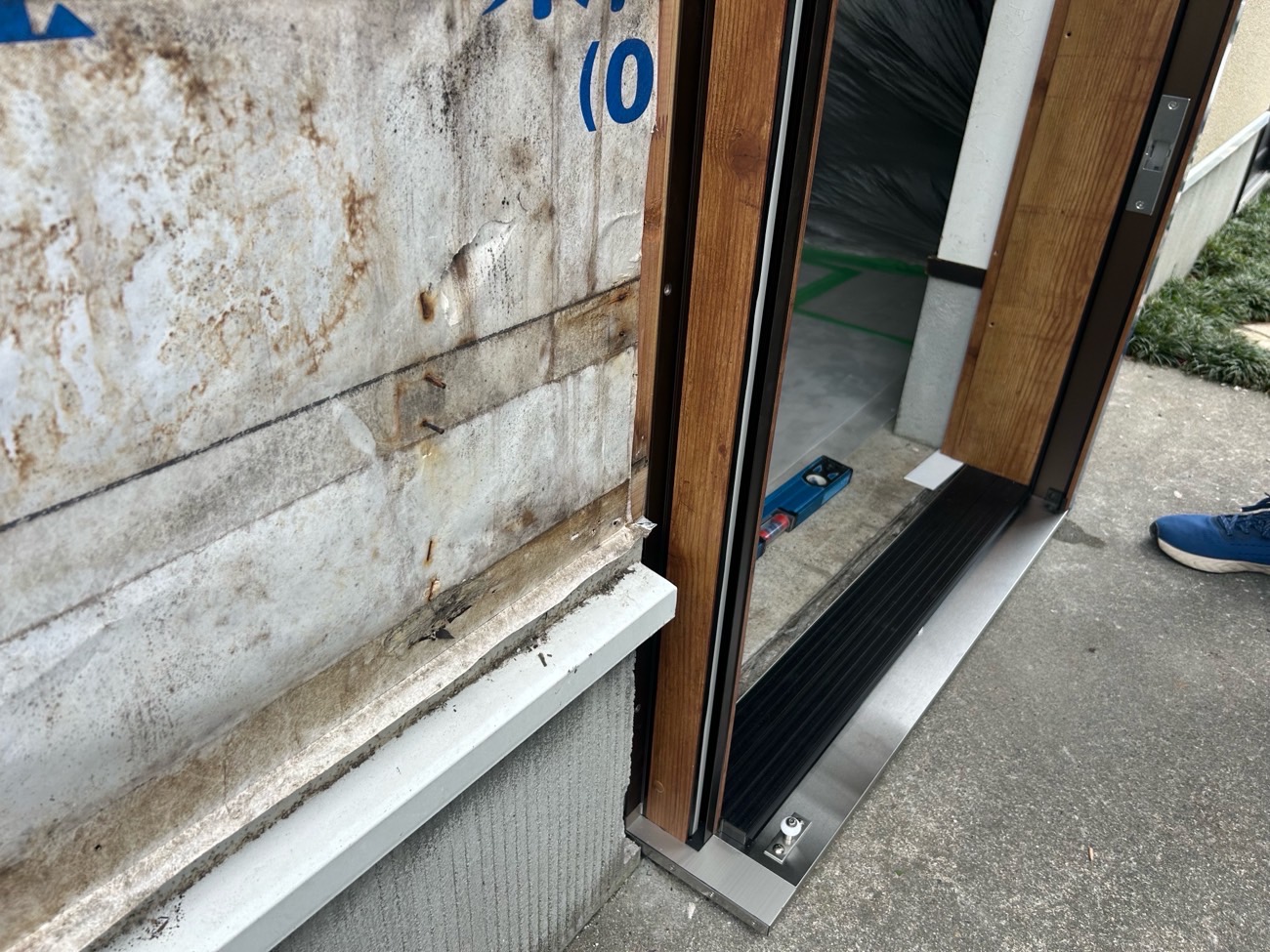 N様邸玄関ドア